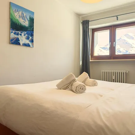Hostdomus - Horse Apartman *